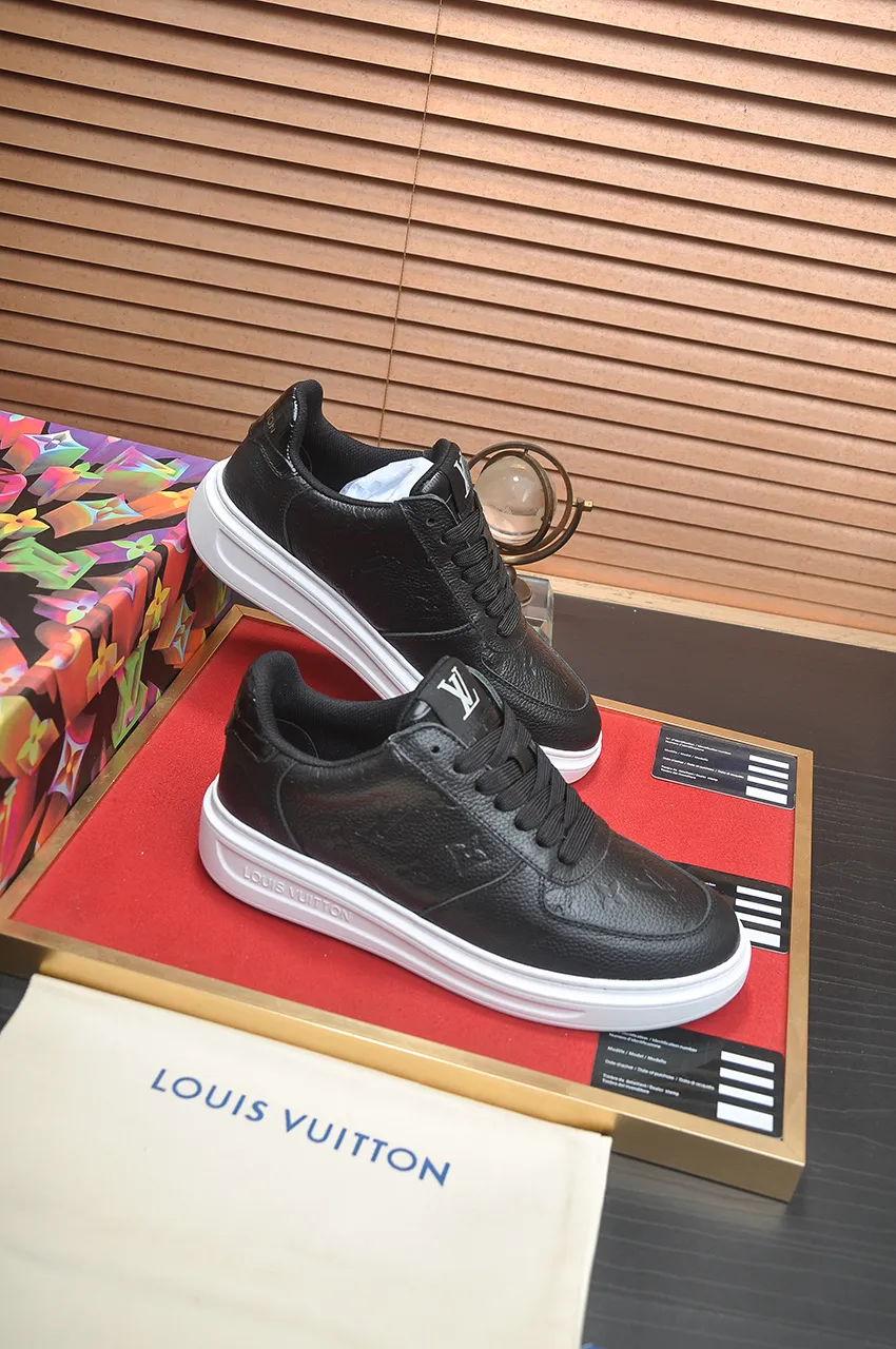 Men's shoes 💰540💶[LOUIS VUITTON] Original order price (water-dyed cowhide lining) new model 🍀LV Louis Vuitton * - top version of LV classic trendy shoes! Made of imported original cowhide, water-dyed cowhide lining, and original wear-resistant rubber outsole! High quality products! Code number 38-45 (45 is custom-made and cannot be returned or exchanged)